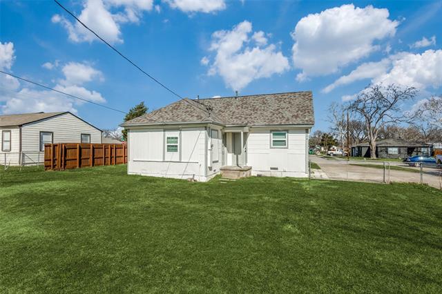 Building Photo - 408 W Avenue F
