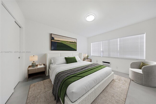 Building Photo - 6930 Rue Versailles Dr