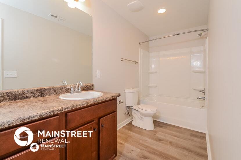 Building Photo - 63 Carriage House Rd SW