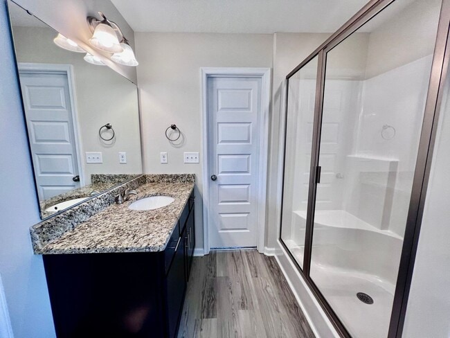 Building Photo - Gorgeous new construction in Norfolk!