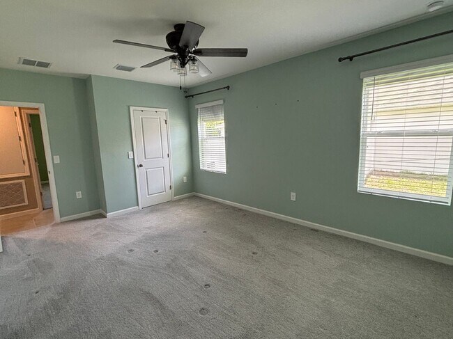 Building Photo - 6429 Starfish Ave