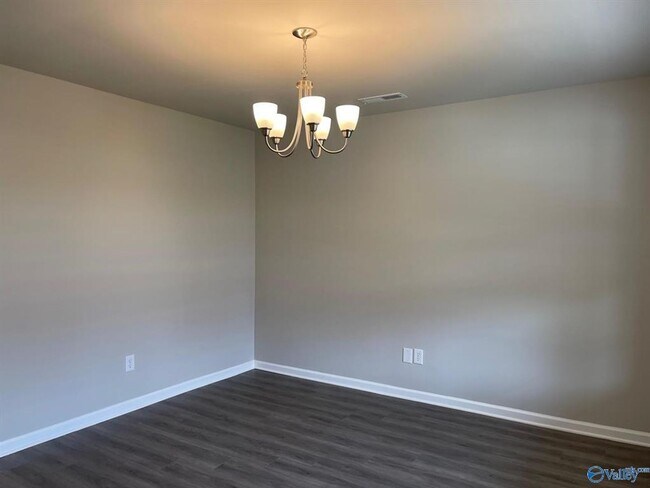 Building Photo - 102 Wyatt Miles Ln