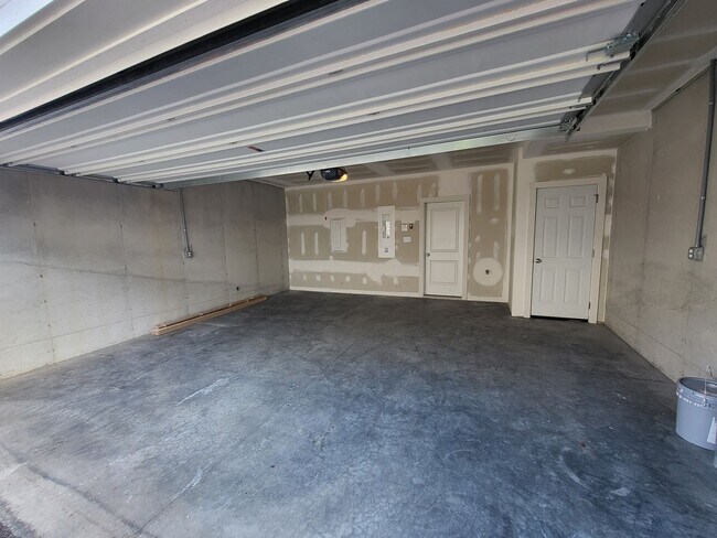 Building Photo - 1108 Ashworth St