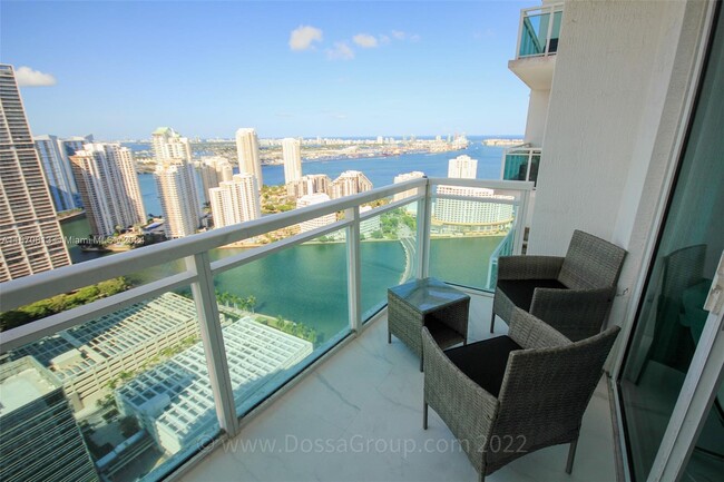 Building Photo - 950 Brickell Bay Dr