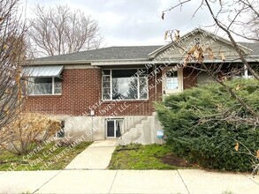 Building Photo - 1813 S 800 E