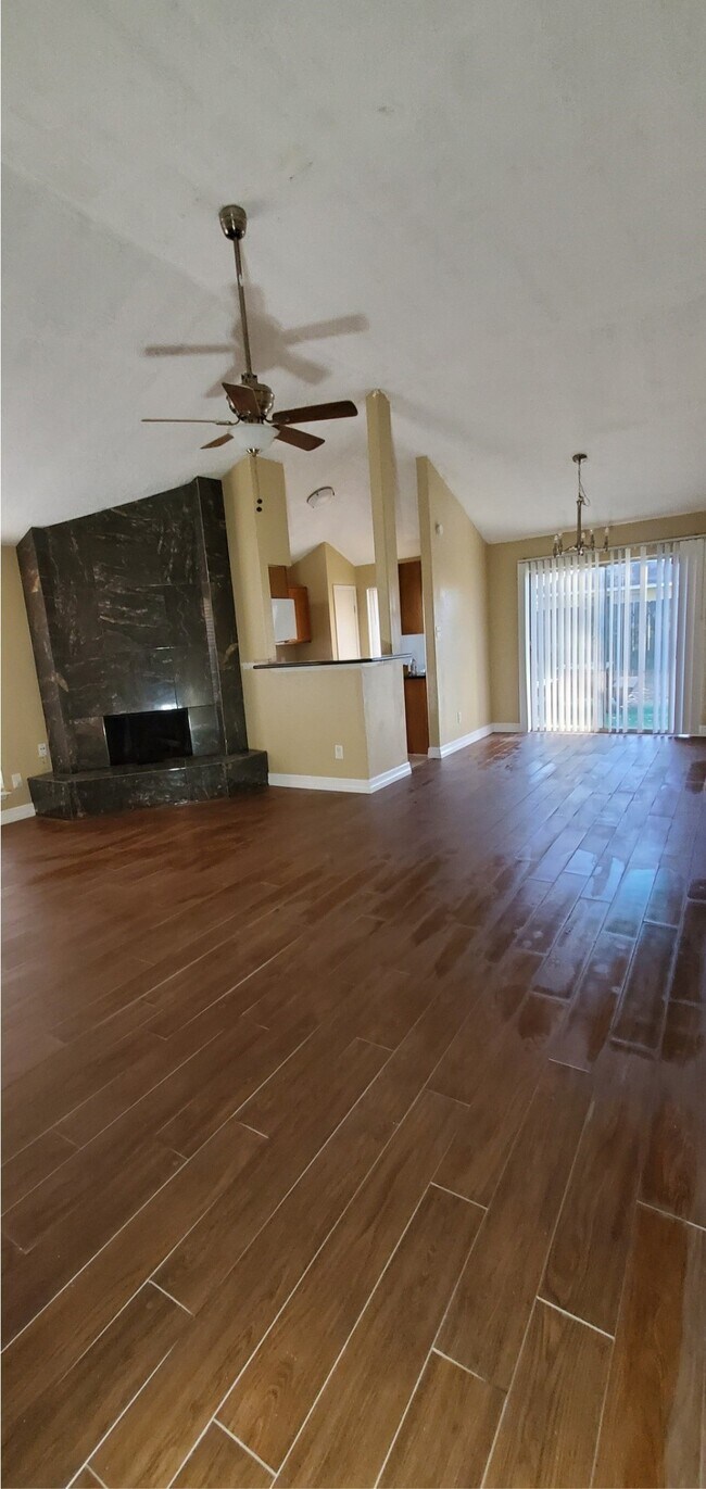 Building Photo - 6705 Dinner Creek Ct
