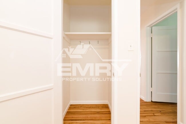 Building Photo - 4743 Levelside Ave