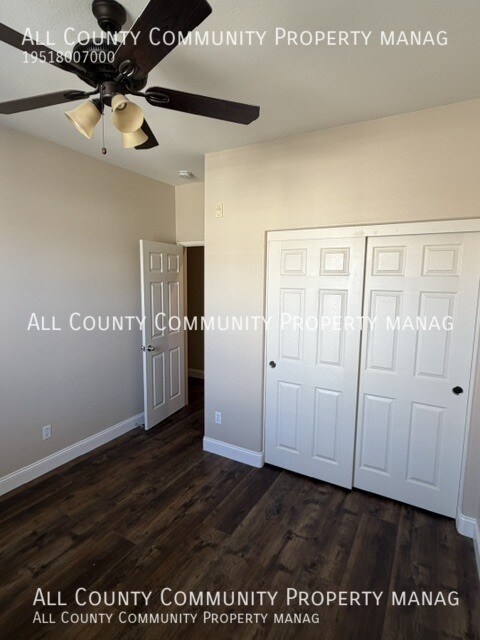 Building Photo - 44920 Honey Locust Dr