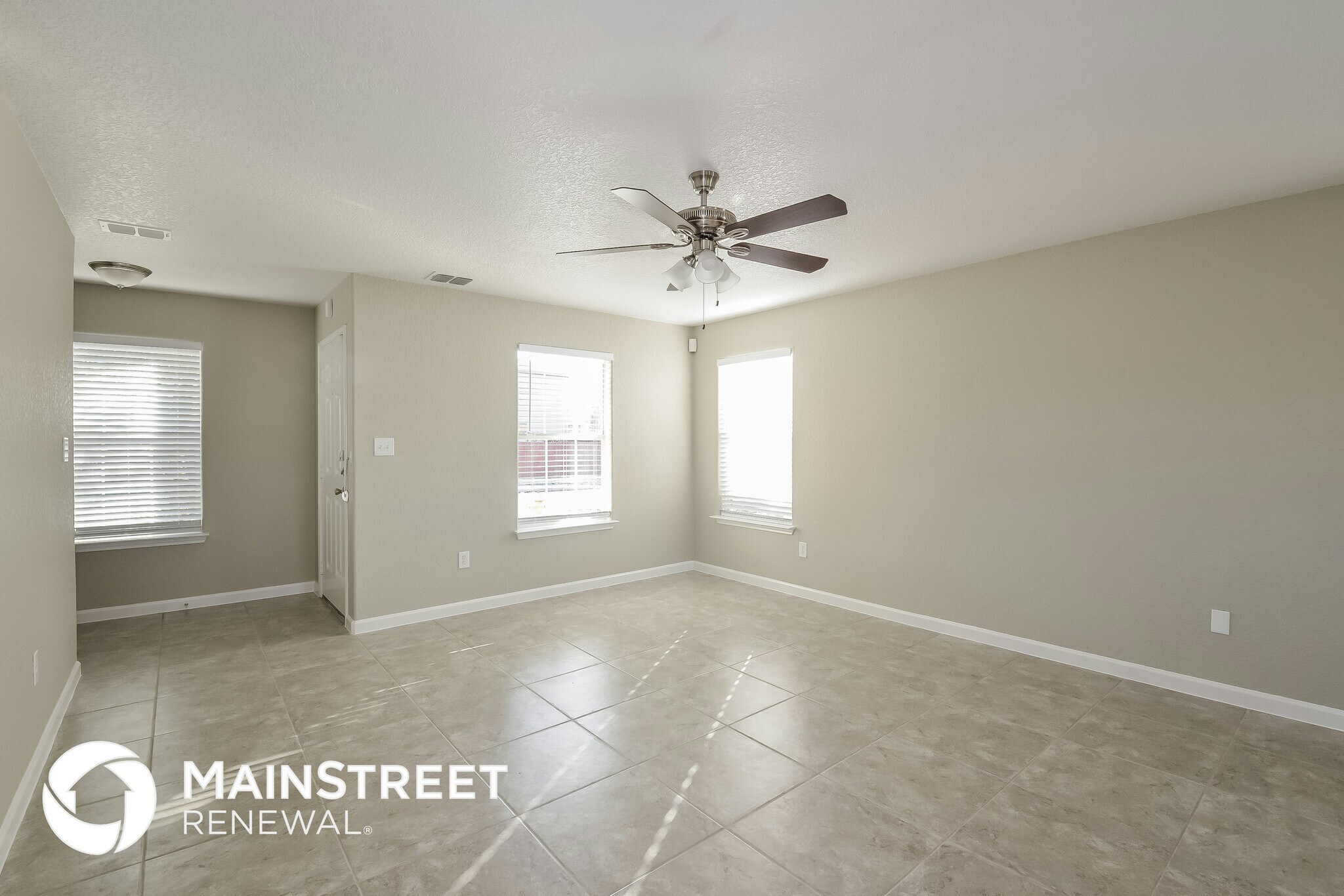 Building Photo - 11487 Coral Canyon