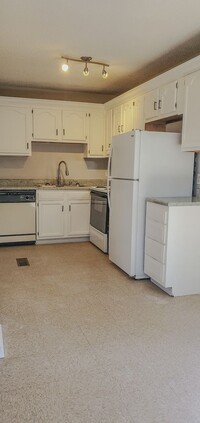 Building Photo - Oakhill