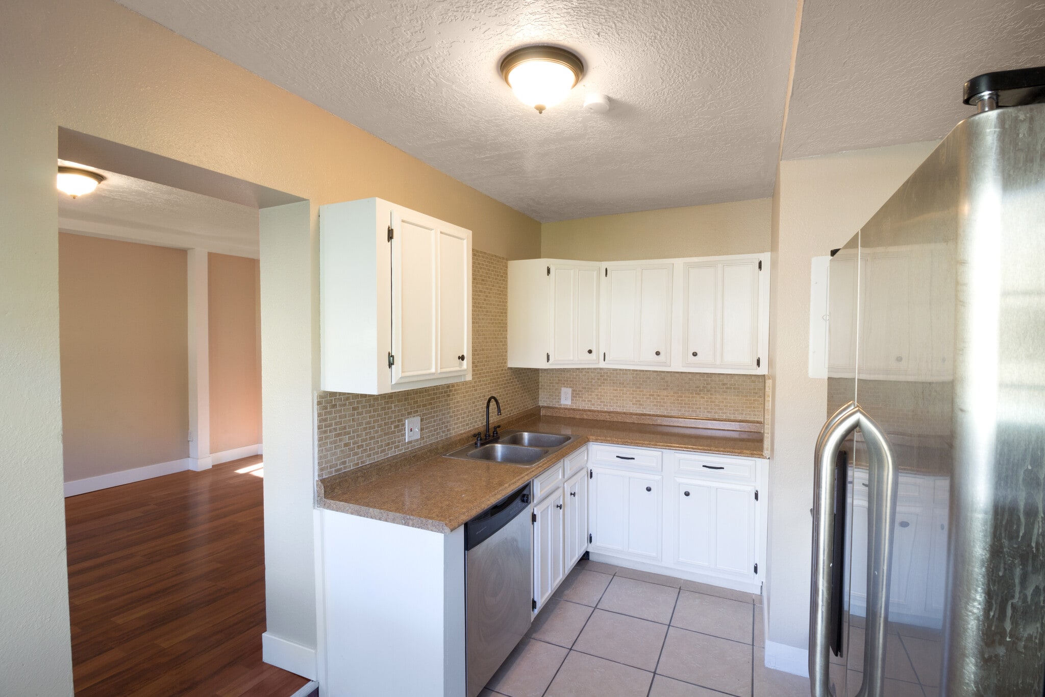 Kitchen - 300 E 400 S