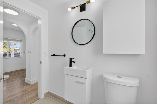 Building Photo - 1801 SW 5th St