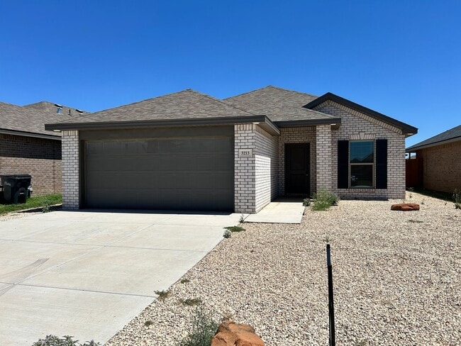 Primary Photo - 3 bed 2 bath Move In Ready - Frenship ISD
