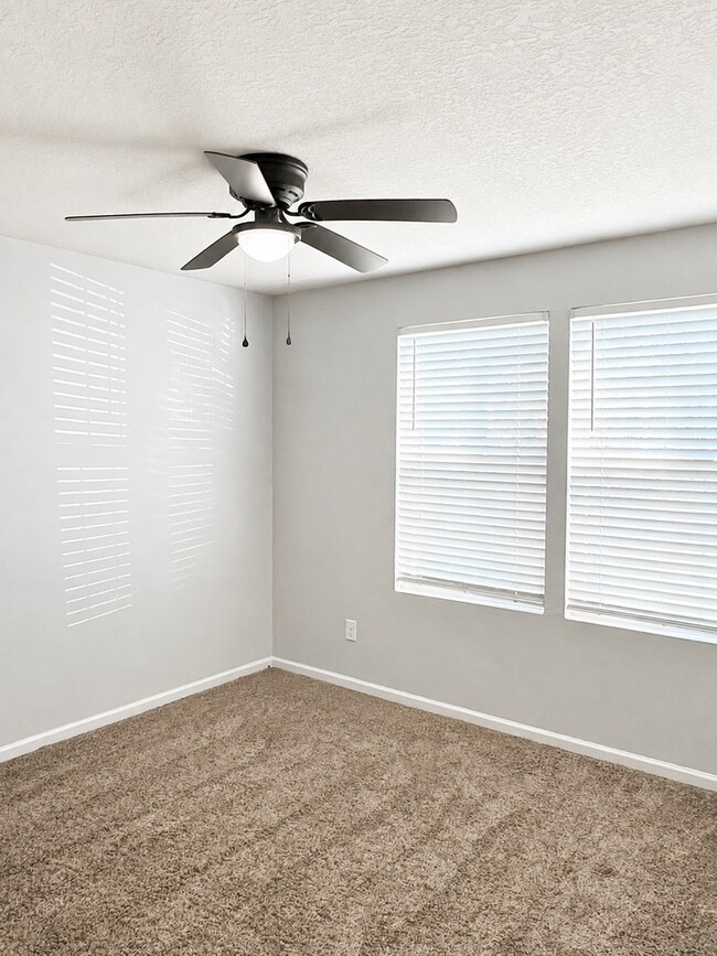 Building Photo - 204 Hayworth Ct