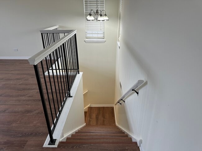 Building Photo - 1361 Orleans Dr