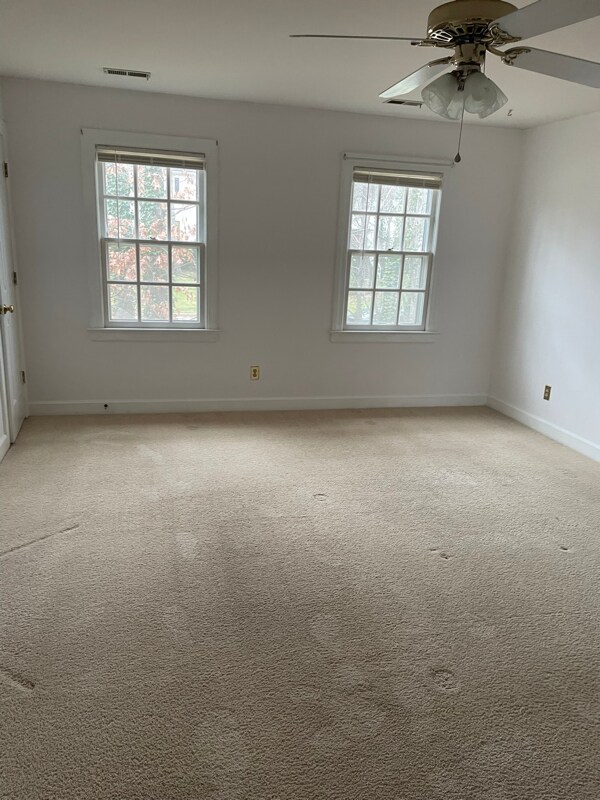 Building Photo - 8800 Colesbury Dr