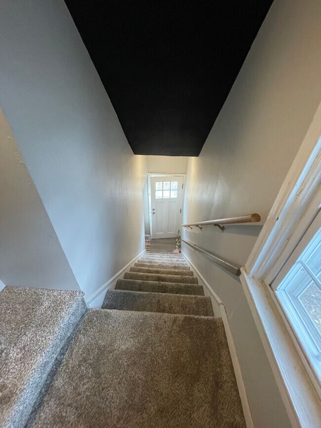 Building Photo - 1308-1310 S 5th St--FIELDS