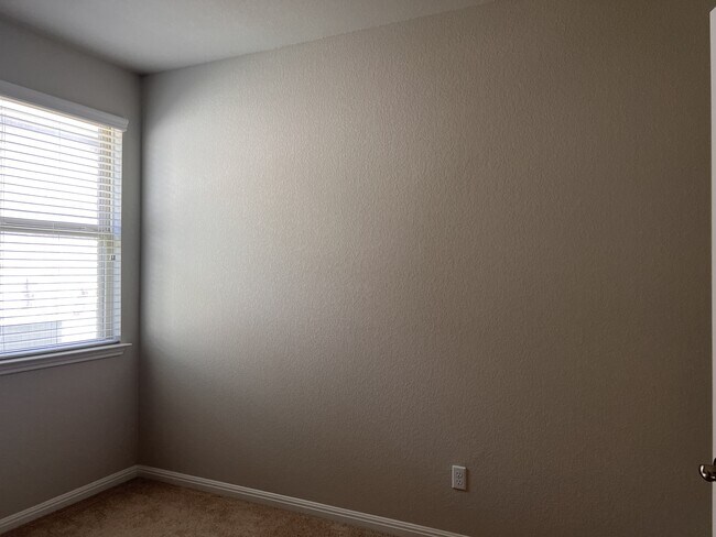 Building Photo - 1513 Carlene Pruett St