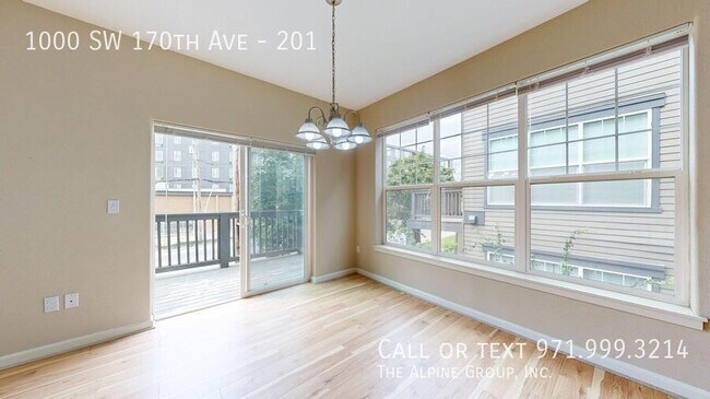 Building Photo - 1000 SW 170th Ave