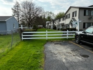 Building Photo - 533 Berlin Rd