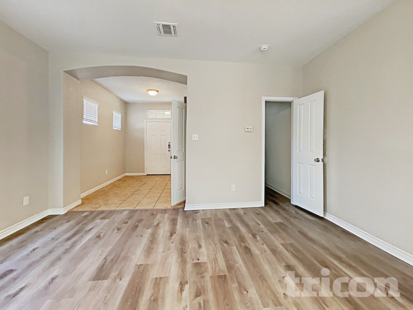 Building Photo - 1819 Mobeetie Tr