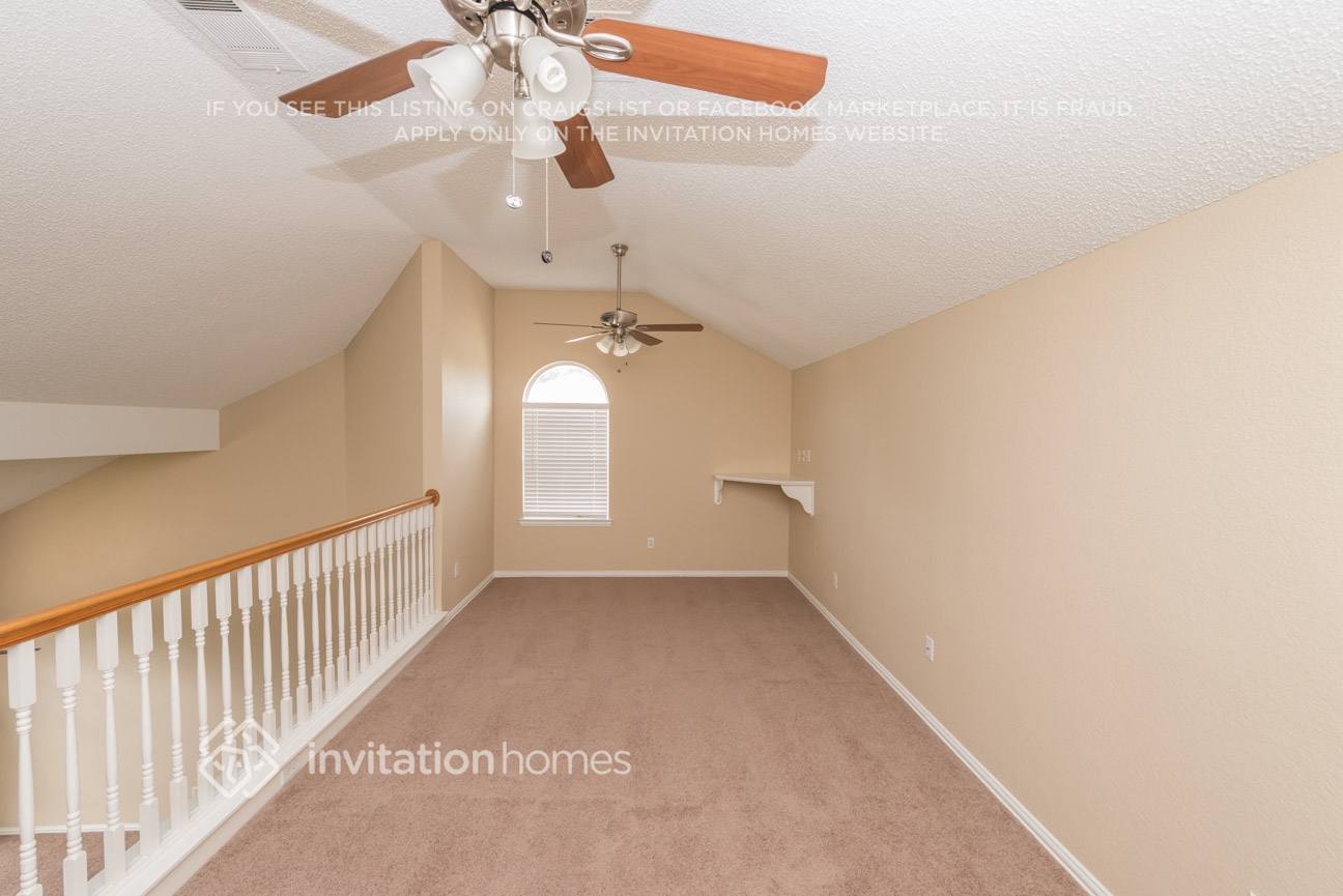 Building Photo - 5010 Ridgefield Ct