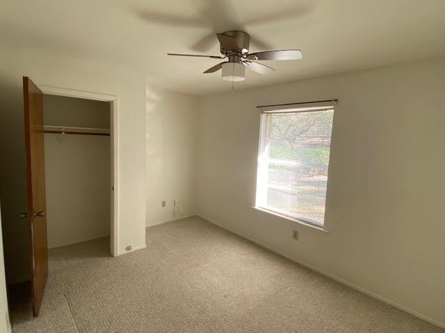 Building Photo - 9404 Shady Oaks Dr