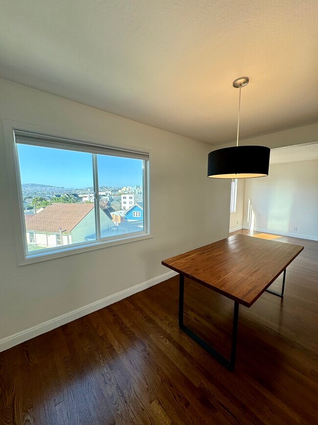 Building Photo - 137 Saint Marys Ave