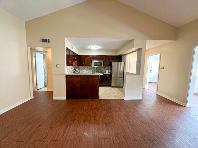 Building Photo - 2574 Marilee Ln