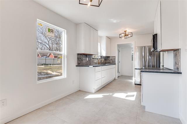 Building Photo - 2503 Stovall Dr