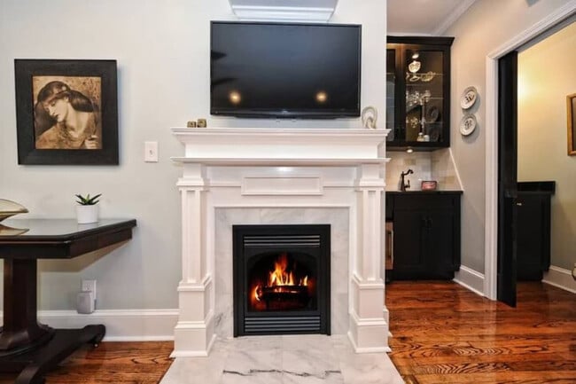 Building Photo - 600 Hermitage Ct