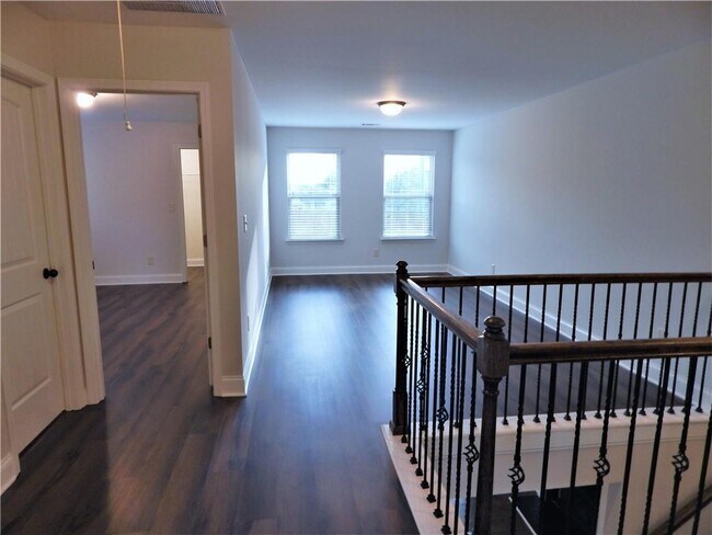 Building Photo - 2441 Melton Common Dr