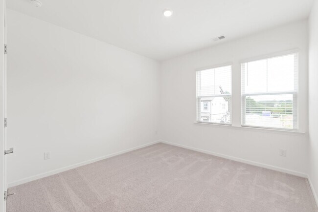 Building Photo - Brand-New 3 Bedroom Townhome in Desirable Indian Trail – Available for Immediate Move-In!