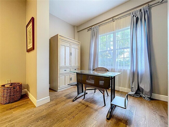 Building Photo - 3803 54th Dr W