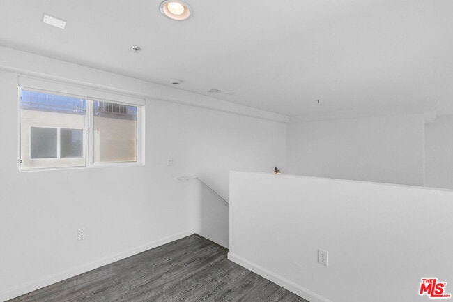 Building Photo - 4980 S Centinela Ave