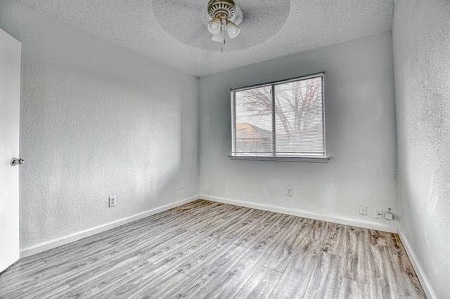 Building Photo - 807 Wind Brooke Dr