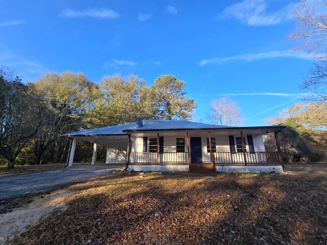 Building Photo - 2165 Rosebud Rd