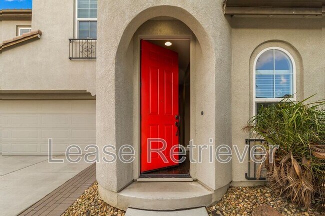 Building Photo - 479 W Esplanade Dr