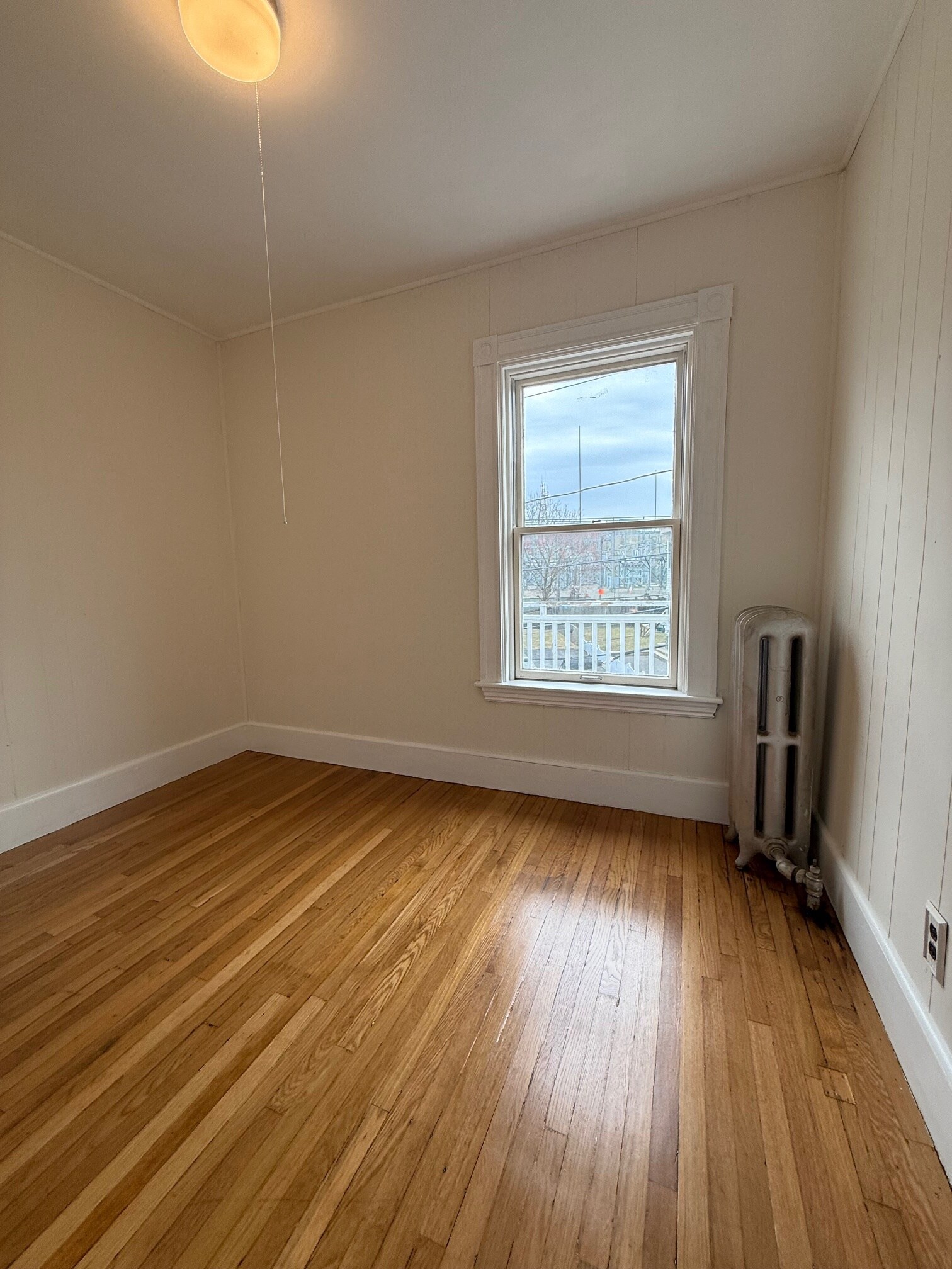 Building Photo - 5 Alcott St