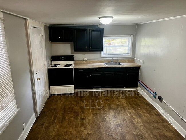 Building Photo - 346 Beaver St