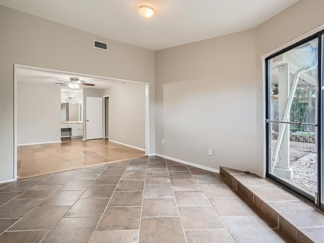 Building Photo - 1209 Speer Ln