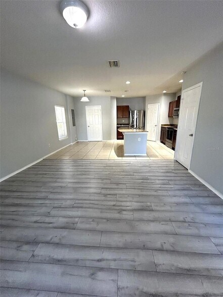 Building Photo - 4714 Chatterton Way
