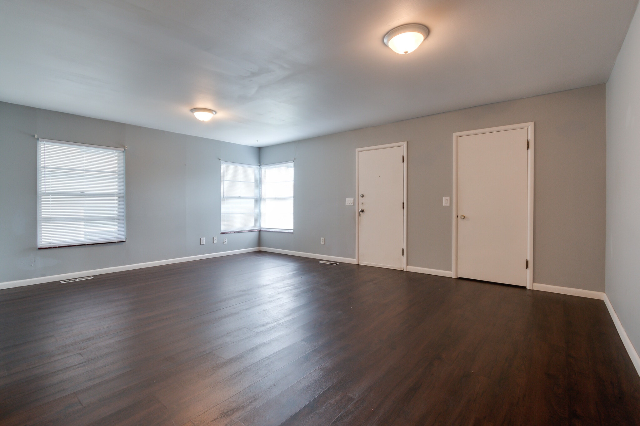 Building Photo - 2311 N Gatewood Ave