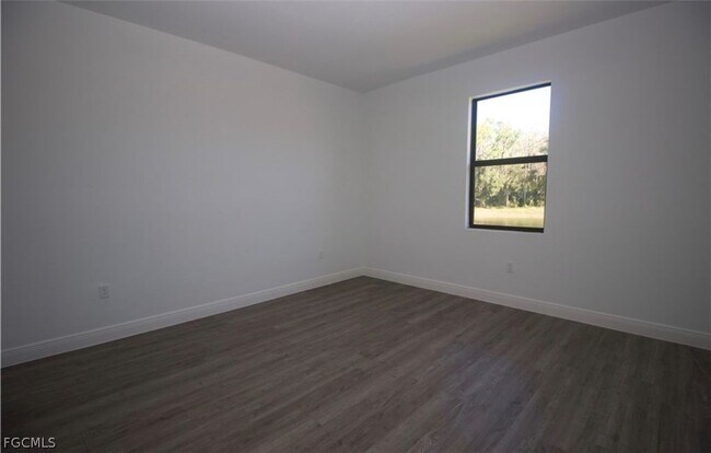 Building Photo - 8004 Spice Ct