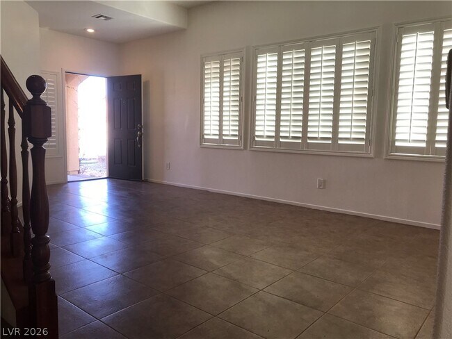 Building Photo - 9191 Dutch Oven Ct