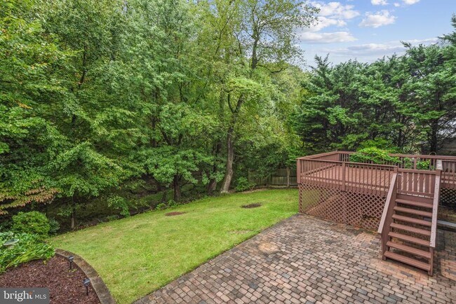 Building Photo - 2926 Kanawha St NW