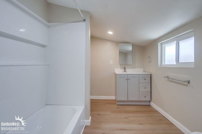 Building Photo - Remodeled 4Bdm 2Ba Home Situated in the Swan Canyon Neighborhood of City Heights