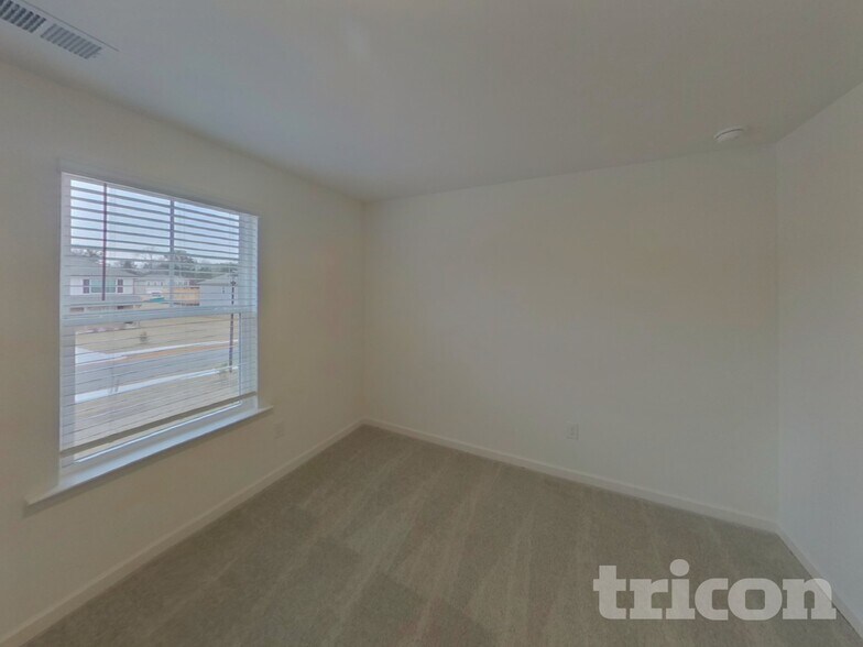 Building Photo - 304 Trulove Ln