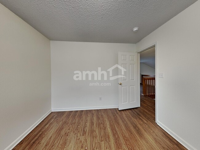 Building Photo - 1676 Sweetwater Ln