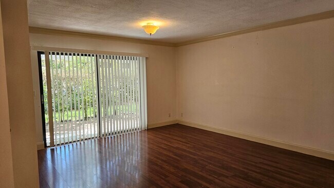 Building Photo - 89 Deer Creek Rd